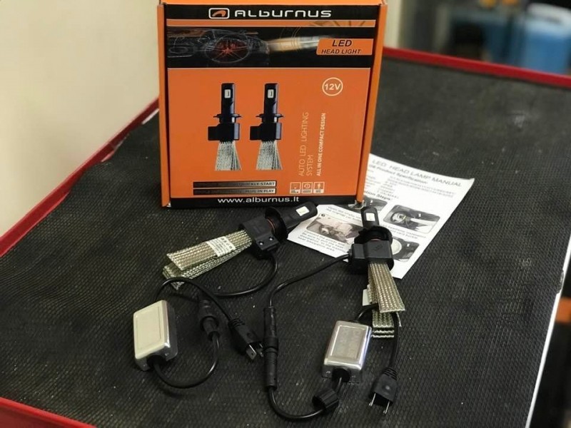 Car bulbs H7 LED  (PHILIPS CHIP INSIDE 4000Lm, 40W, 6000K, 9-30V)