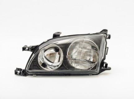 Headlamp Toyota Avensis (1997-1999), right 
