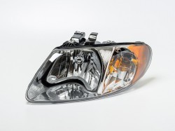 Headlight lamp Chrysler Voyager (2001-2004), left