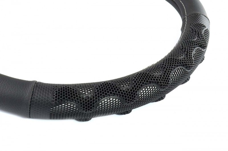 Leather wheel cover (with white stiching) 37-39cm 