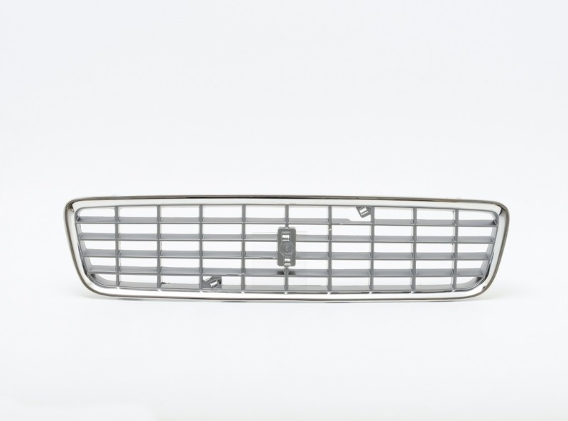 Radiator grill  Volvo S40 (2003-2007)