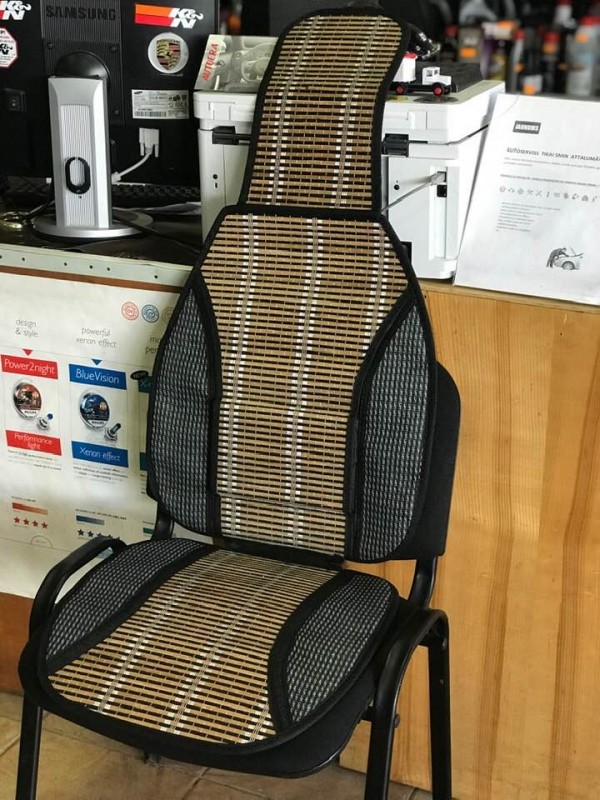 Seat cushion, bamboo inserts