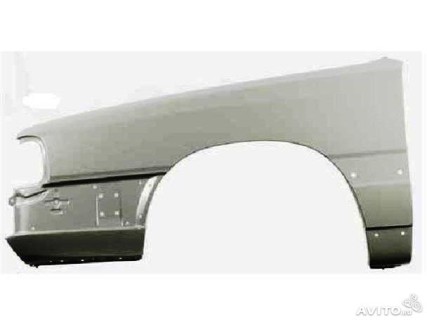 Fender Audi 100 C3 (1982-1990), right
