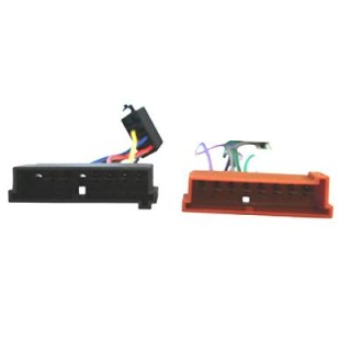 Adapter from Ford/Lincoln car connector to ISO Euro connector