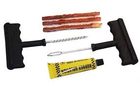 Tubeless tyre repair set