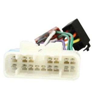 Adapter from Honda/Isuzu car connector to ISO Euro connector