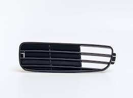 Grill in bumper Audi 80 (1991-1995), left