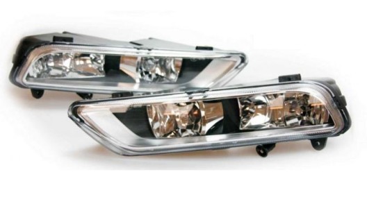 Fog lamp VW Passat B8 (2015-2019), pasažieru pusē