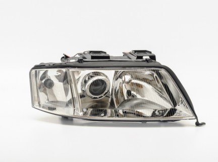 Headlamp Audi A6 C5 (1999-2001), right 