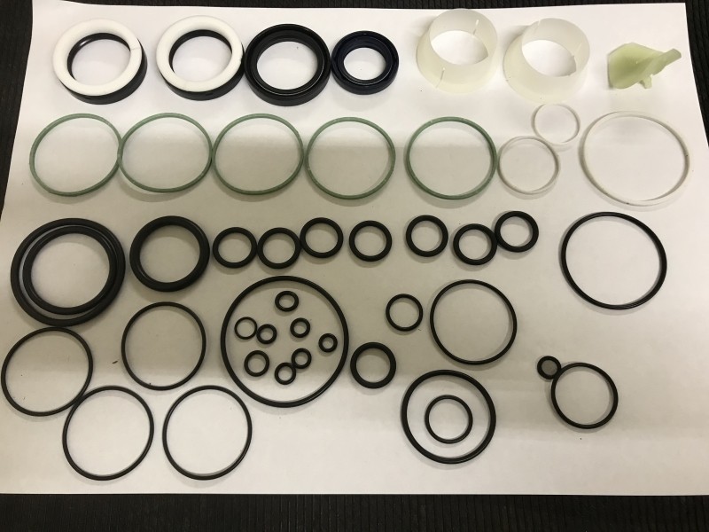 Steering rack repair kit BMW 5-serie E39 (1995-2004)/X5 E53 (1999-2007);/ with servotronic  