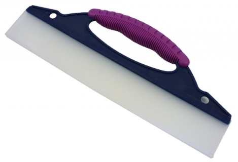 Silicone brush for water removal