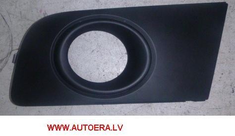 Front bumper grill VW Amarok (2010-), right