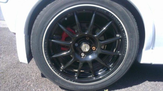 Alloy wheel rim protective tape, white