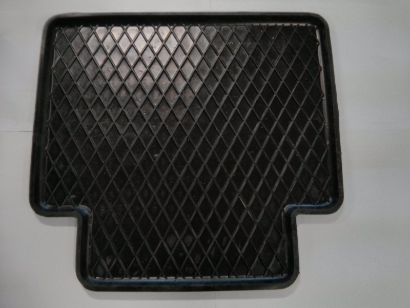 Rear floor mat (deep), universal.  