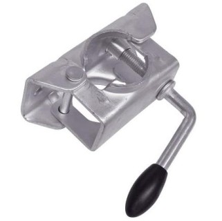 Trailer wheel bracket