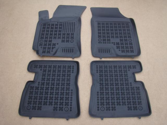 Rubber floor mat  set Hyundai Coupe (1996-1999)