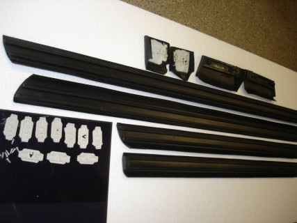 Lower door mouldings set Audi 100 C4 (1991-1994)/ A6 C4 (1994-1997)