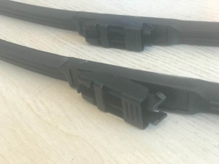 Aero  wiper blade set by for BMW 5-serie E60/E61, 6-serie E63/E64, 60cm+58cm 