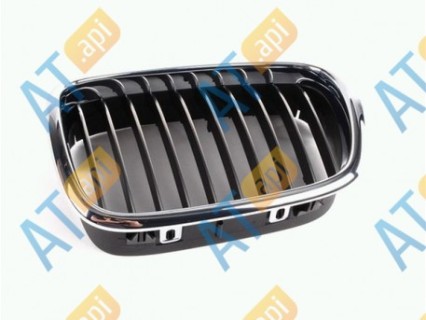 Radiator grill BMW 5-serie E39 (2000-2003), left