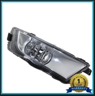 Front fog lamp Skoda Octavia (2013-), right