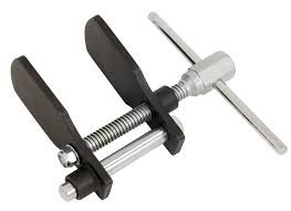 DISC BRAK PISTON SPREADER 