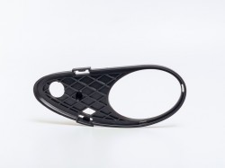 Front fog lamp grill Mercedes-Benz C-class W203 (2000-2007), right