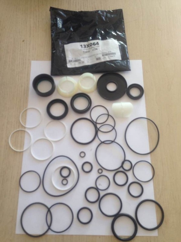 Steering rack repair kit BMW 3-serie E90/E91 ; 5-serie E60/E61 (2003-2010) 